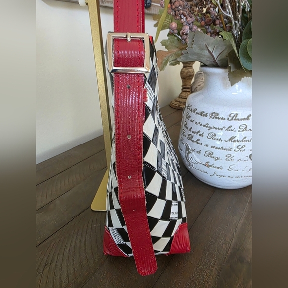 Nahi Ollin Black & White Checkerboard Candy Wrapper Crossbody/Shoulder Bag - Picture 6 of 12